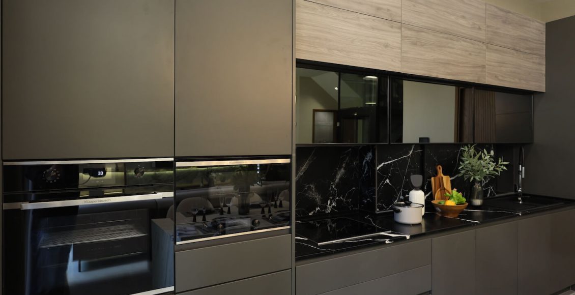 16) โซนครัว Pantry สไตล์ Modern