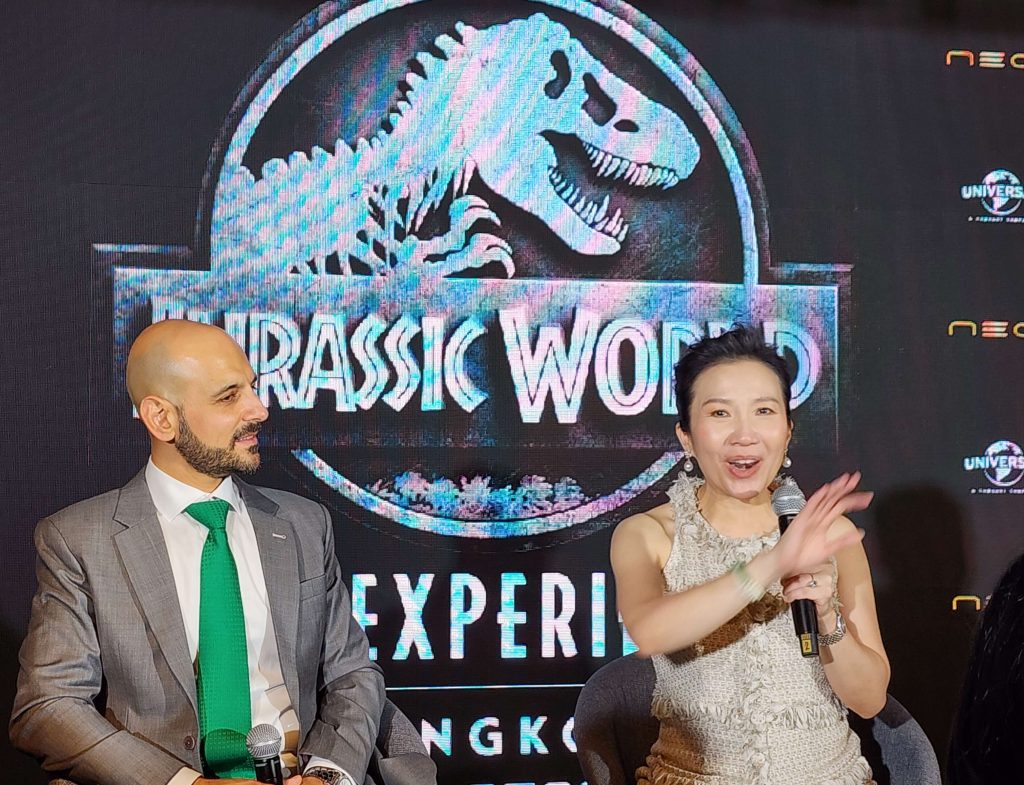 Jurassic World The Experience