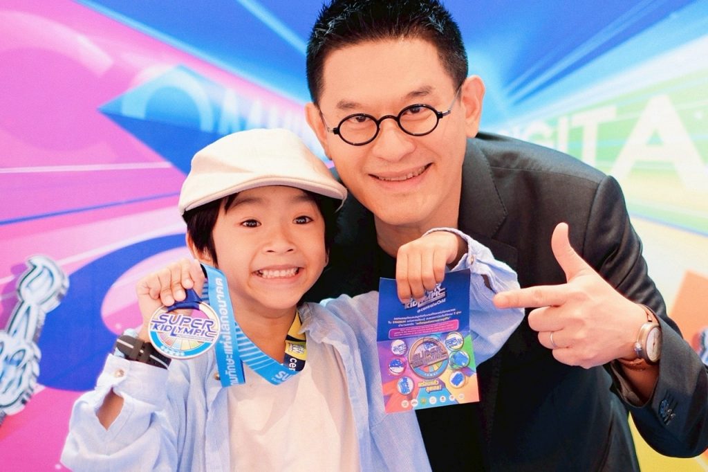  วิวัฒน์ วงศ์ภัทรฐิติ หรือ “พี่ซุป” 